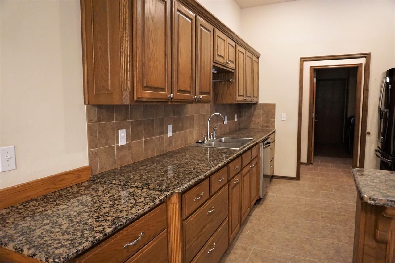 9601 Crooked Creek Ln #1 - Photo 7 of 22