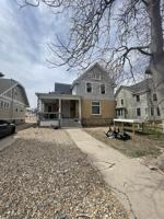 featured image of 1859 10th Ave #1