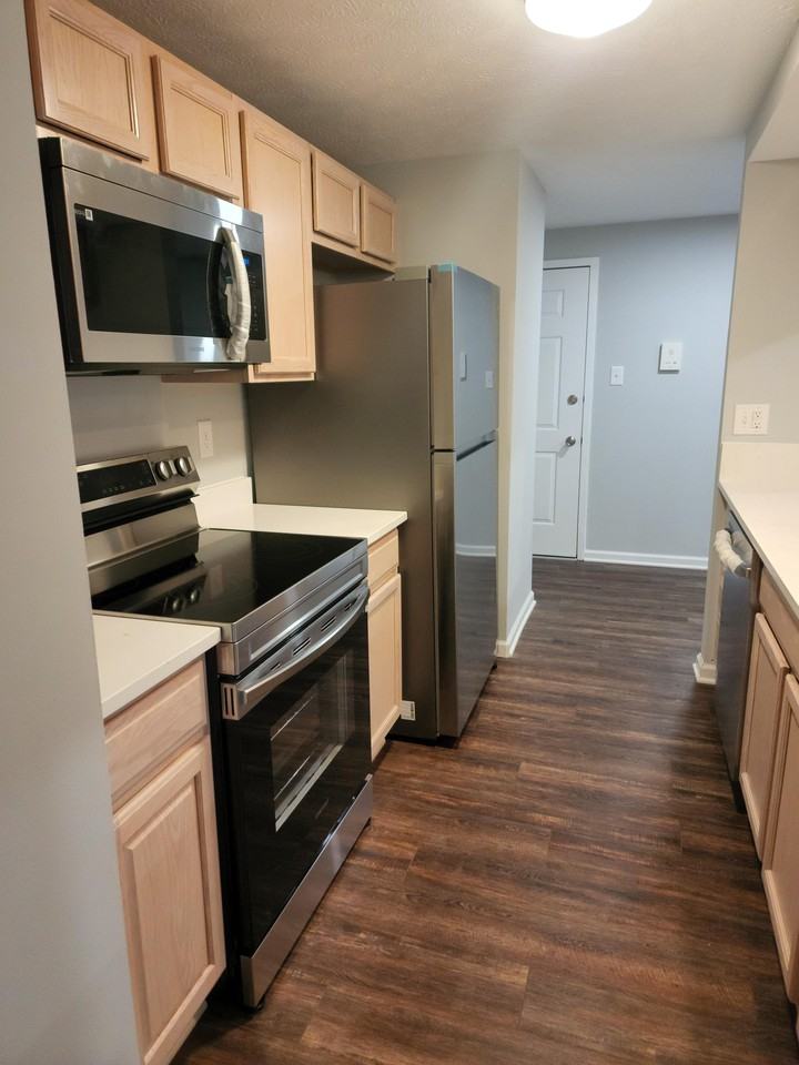 9387 Horse Castle Ct #804 - Photo 4 of 19
