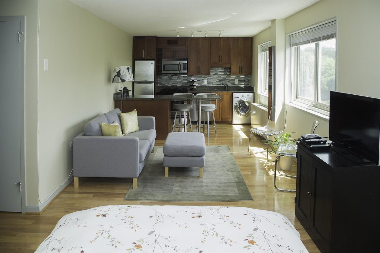 7333 New Hampshire Ave #708 - Photo 5 of 15