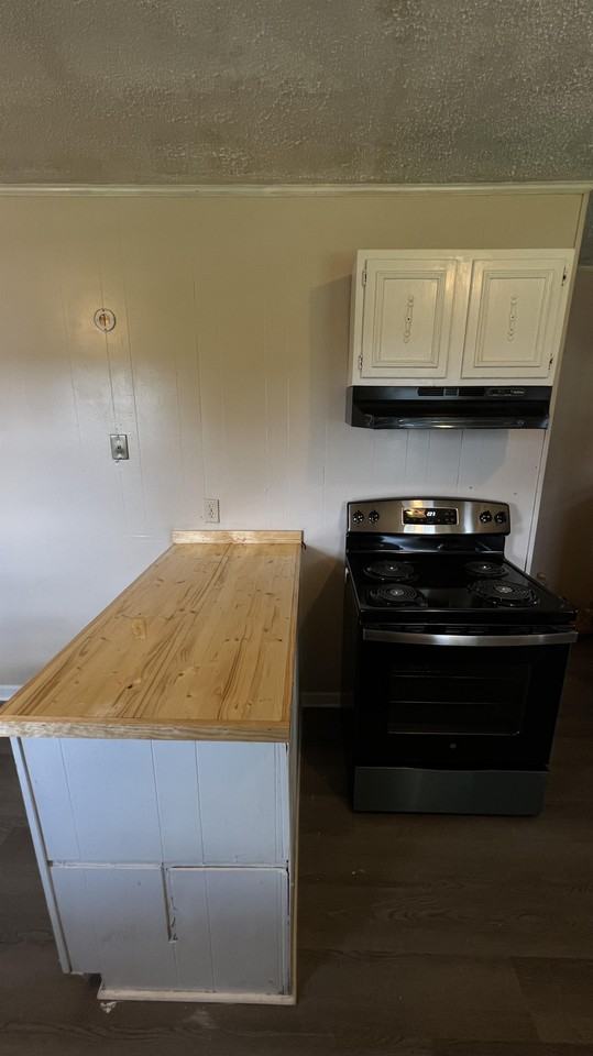 608 N Cameron Ave #1 - Photo 2 of 10