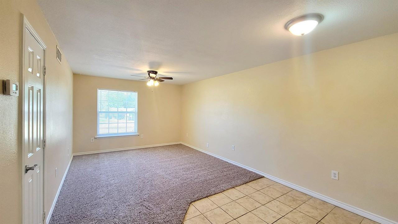 1220 Texas StreetApt 4 #4 - Photo 6 of 14