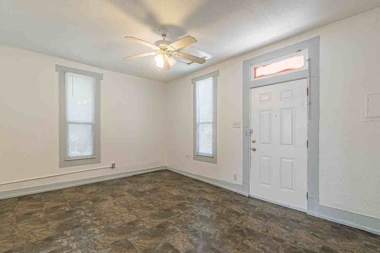 720 Naylor St #1 - Photo 3 of 22