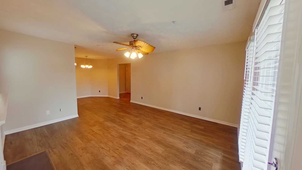 300 Waterdown DriveUnit 4 #4 - Photo 4 of 34