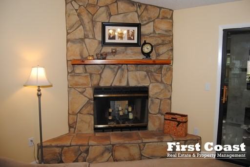 11256 Southington Pl - Photo 3 of 15