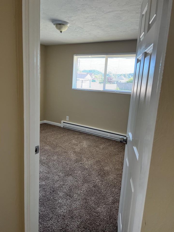 506 E Elma Ave #506 - Photo 7 of 9