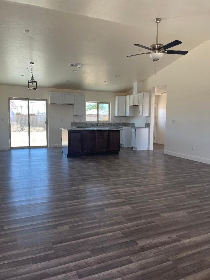 10016 Mendiburu Rd #1 - Photo 2 of 14
