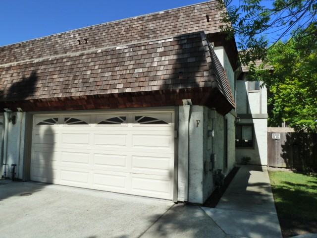 265 S Bayview Ave #F - Photo 2 of 17