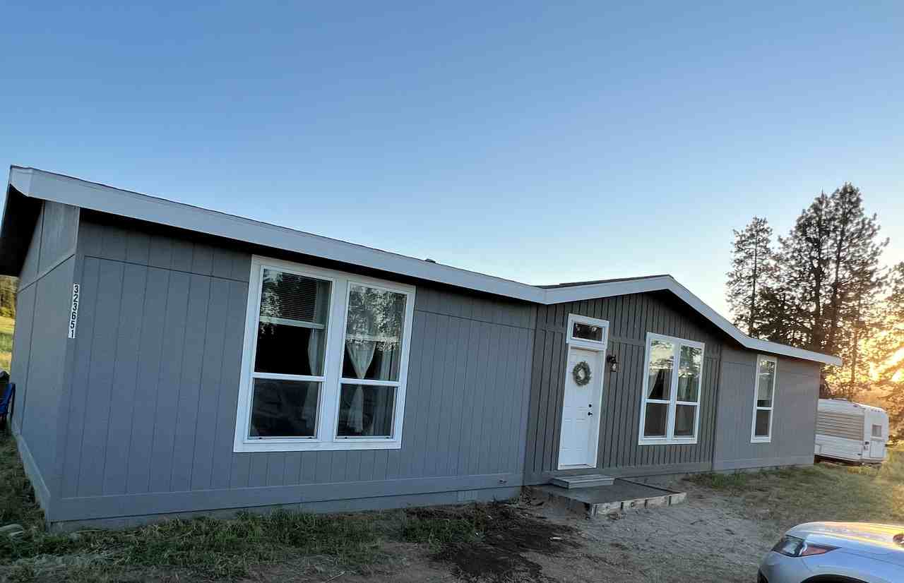 323651 Highway 2 - Photo 2 of 3