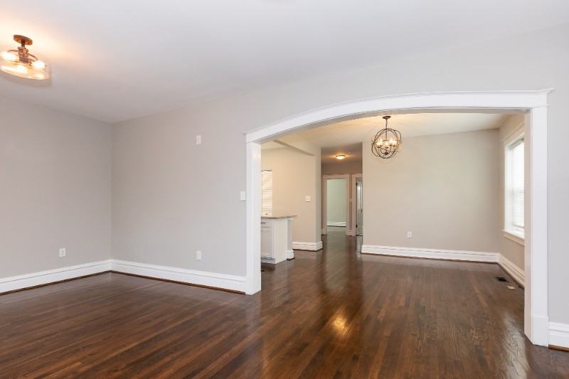 1035 Grandview Pl #2nd - Photo 4 of 20