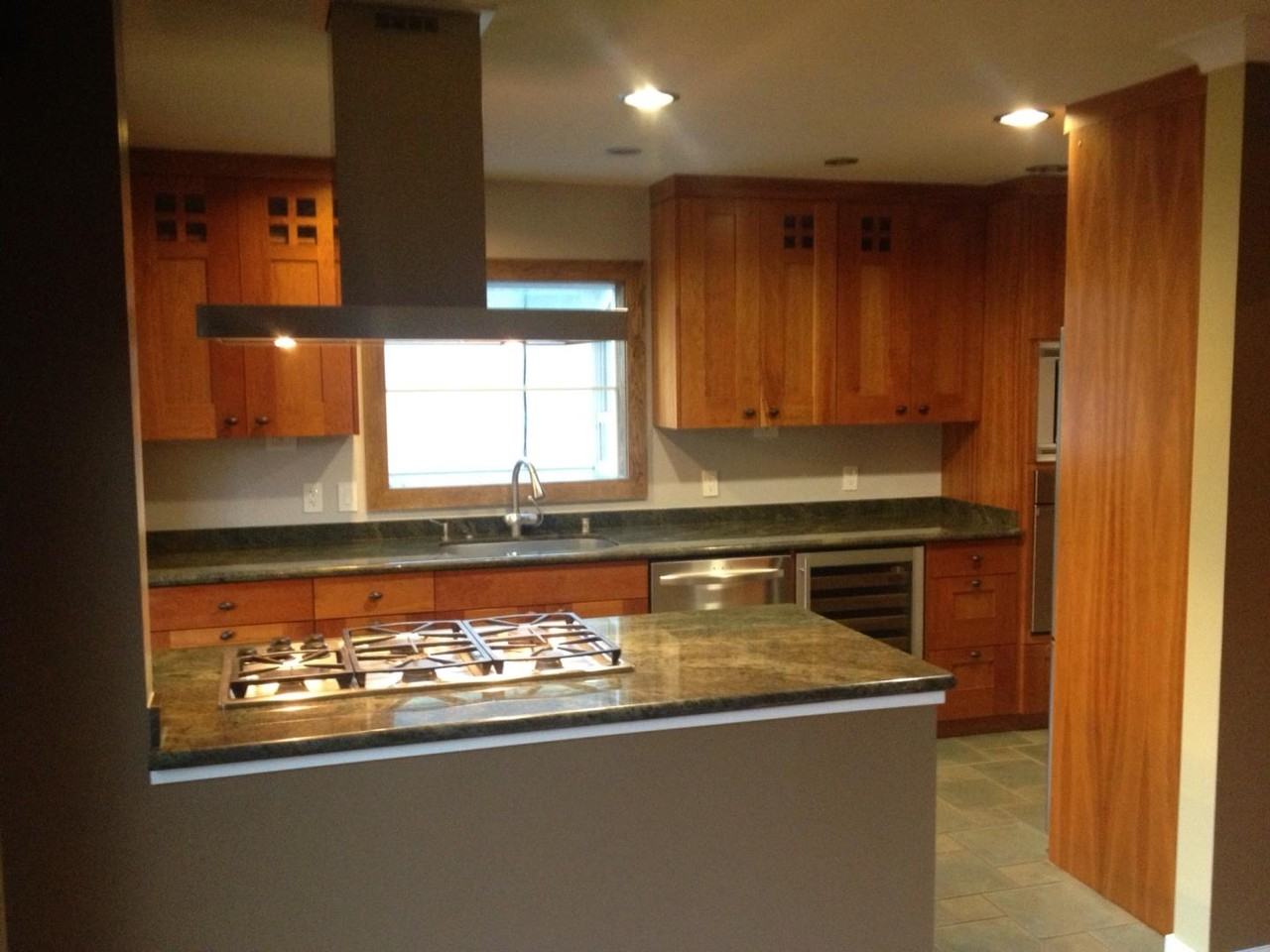 428 Dwight Rd - Photo 2 of 8