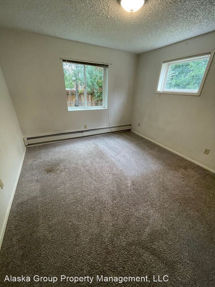 720 Turpin Street - Photo 2 of 8