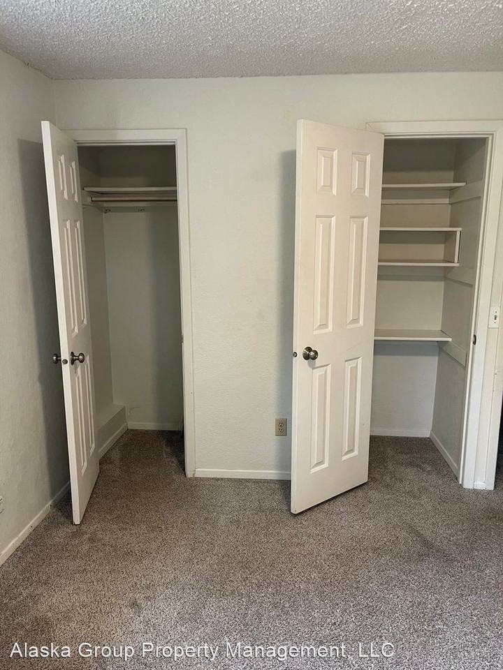 720 Turpin Street - Photo 3 of 8