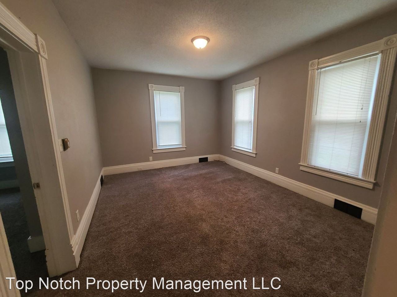 818 18th Avenue - Photo 3 of 10