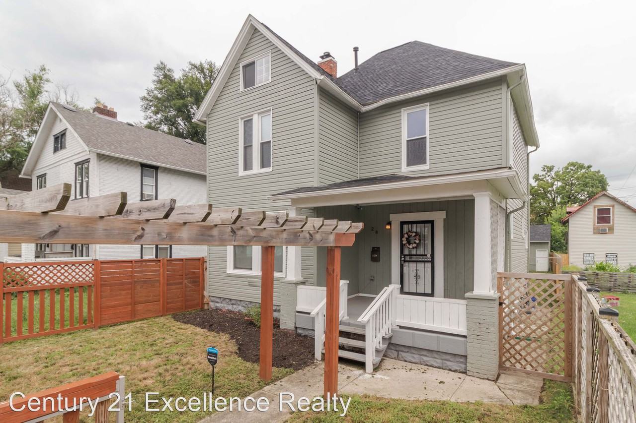 28 N Princeton Ave - Photo 2 of 34