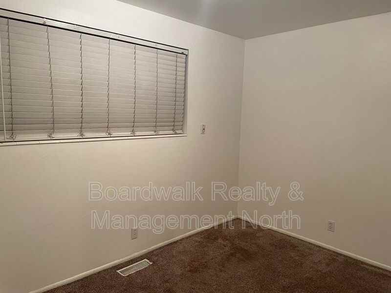 5776 Sw #A - Photo 7 of 10
