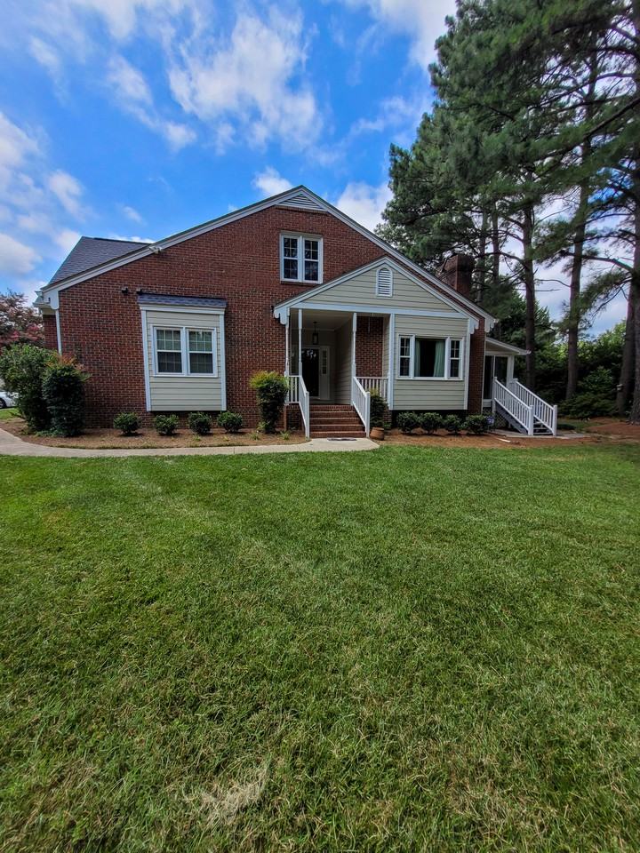 137 Skylark Way - Photo 2 of 44