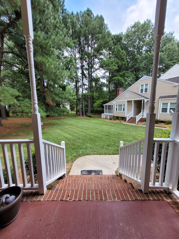 137 Skylark Way - Photo 4 of 44