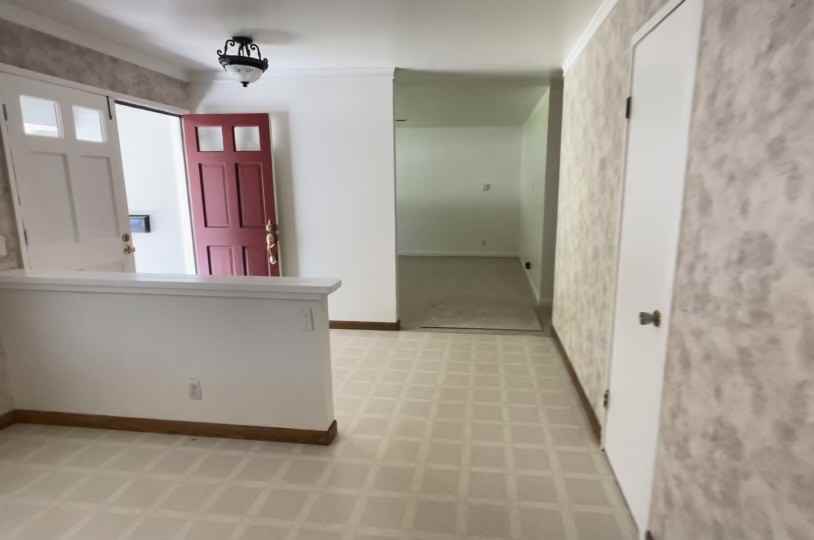 931 Wren Dr - Photo 3 of 17