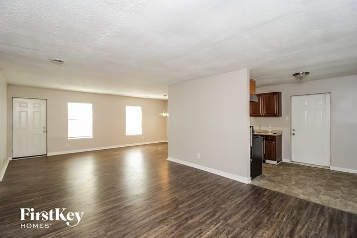 921 Capitol View Ave Nw - Photo 3 of 15