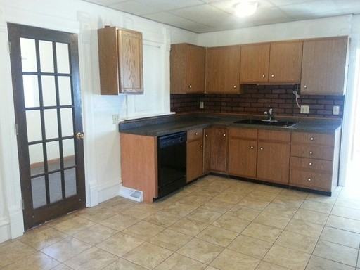 514 Greenman St - Photo 3 of 8