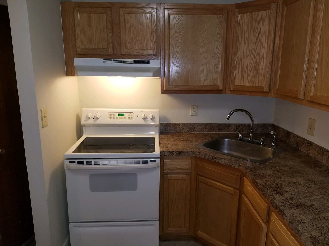 78 Laning Street - B;dg 4 - Photo 3 of 17