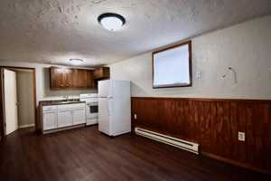 featured image of 63 6th Ave N #4