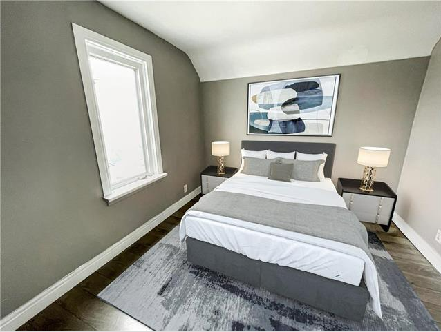 540 Stella Avenue - Photo 2 of 12