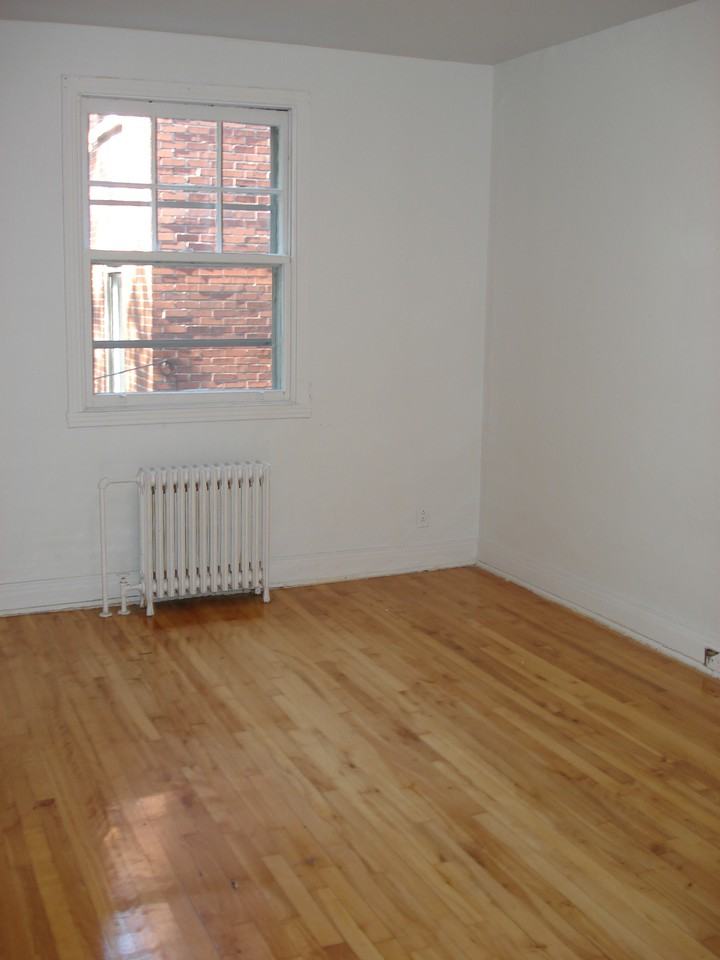 3510 Cote Ste Catherine - Photo 2 of 13