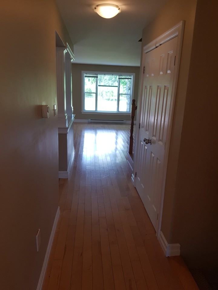 45 Bona Crescent - Photo 2 of 17