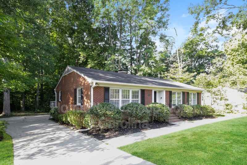 1202 Pembroke Rd - Photo 2 of 18