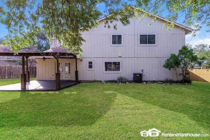 4702 Shady Breeze - Photo 3 of 20