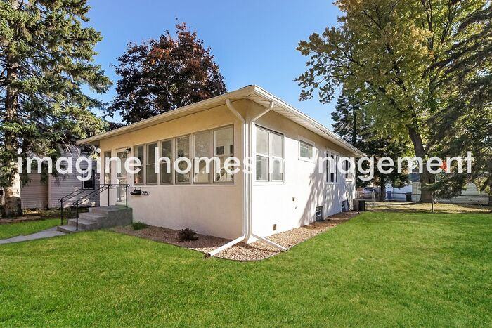 2625 35th Ave S - Photo 3 of 15