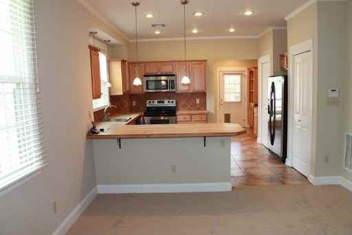 4953 Venus St - Photo 3 of 16