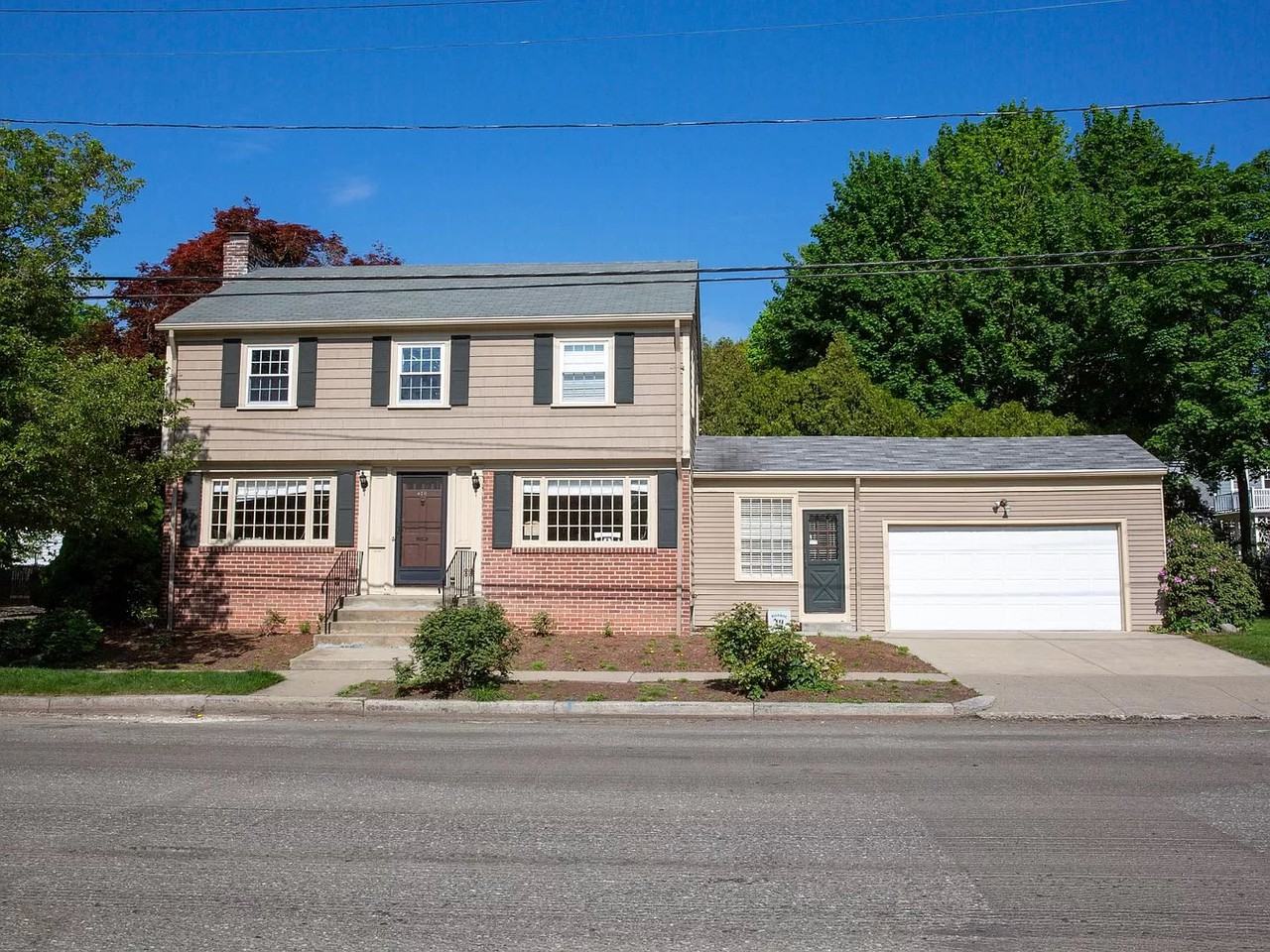 470 Elmgrove Avenue - Photo 2 of 24