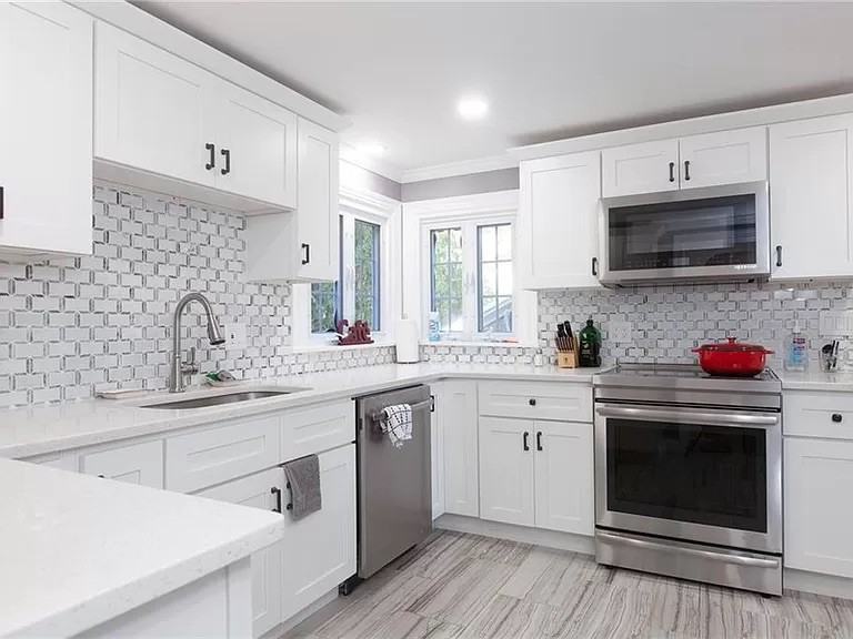 470 Elmgrove Avenue - Photo 3 of 24