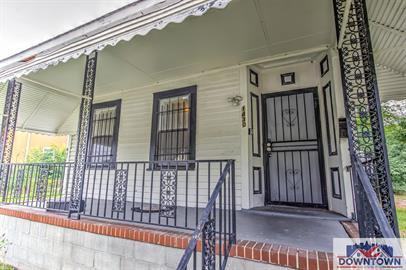 1430 Forest St - Photo 2 of 13