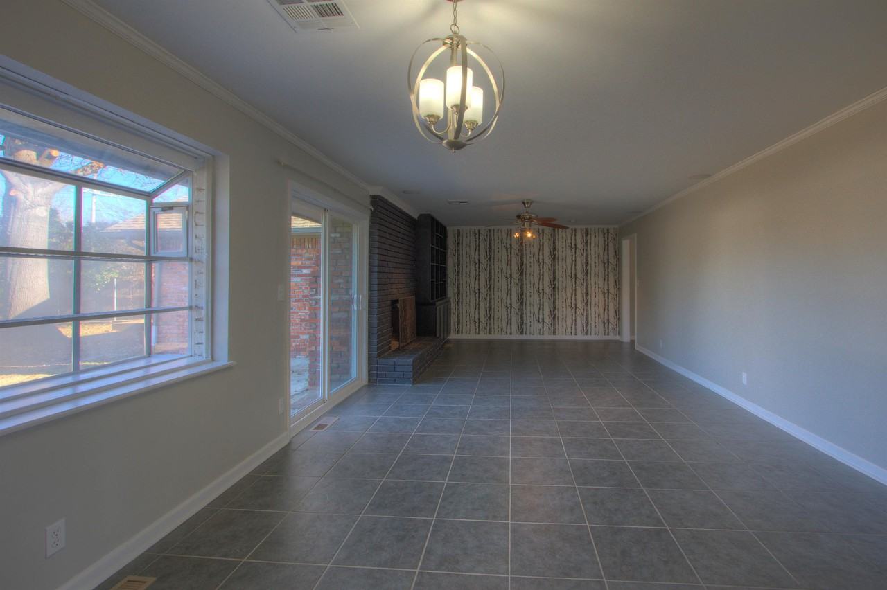 6635 E 54th St #1 - Photo 3 of 27