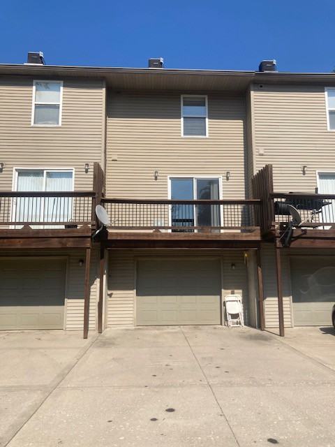 223 N. Clinton 4 #4 - Photo 3 of 28