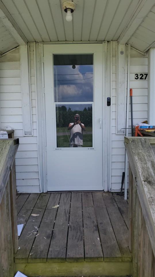 327 Walnut St - Photo 2 of 24