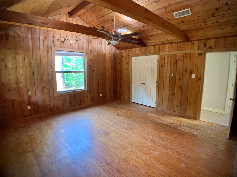 967 Ivanhoe Dr - Photo 3 of 17