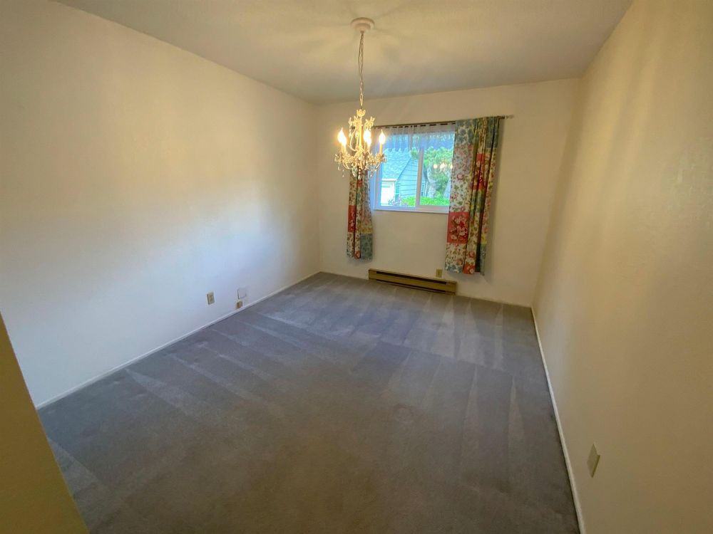 1986 Glenidle Rd - Photo 2 of 13