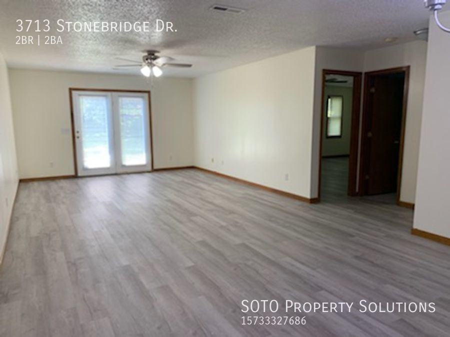 3713 Stonebridge Dr - Photo 3 of 10