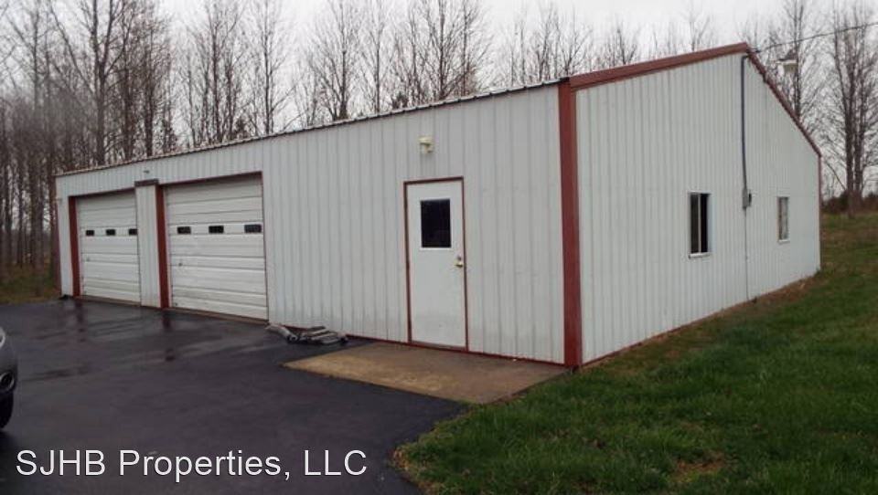 1820 Davis Rd - Photo 2 of 18