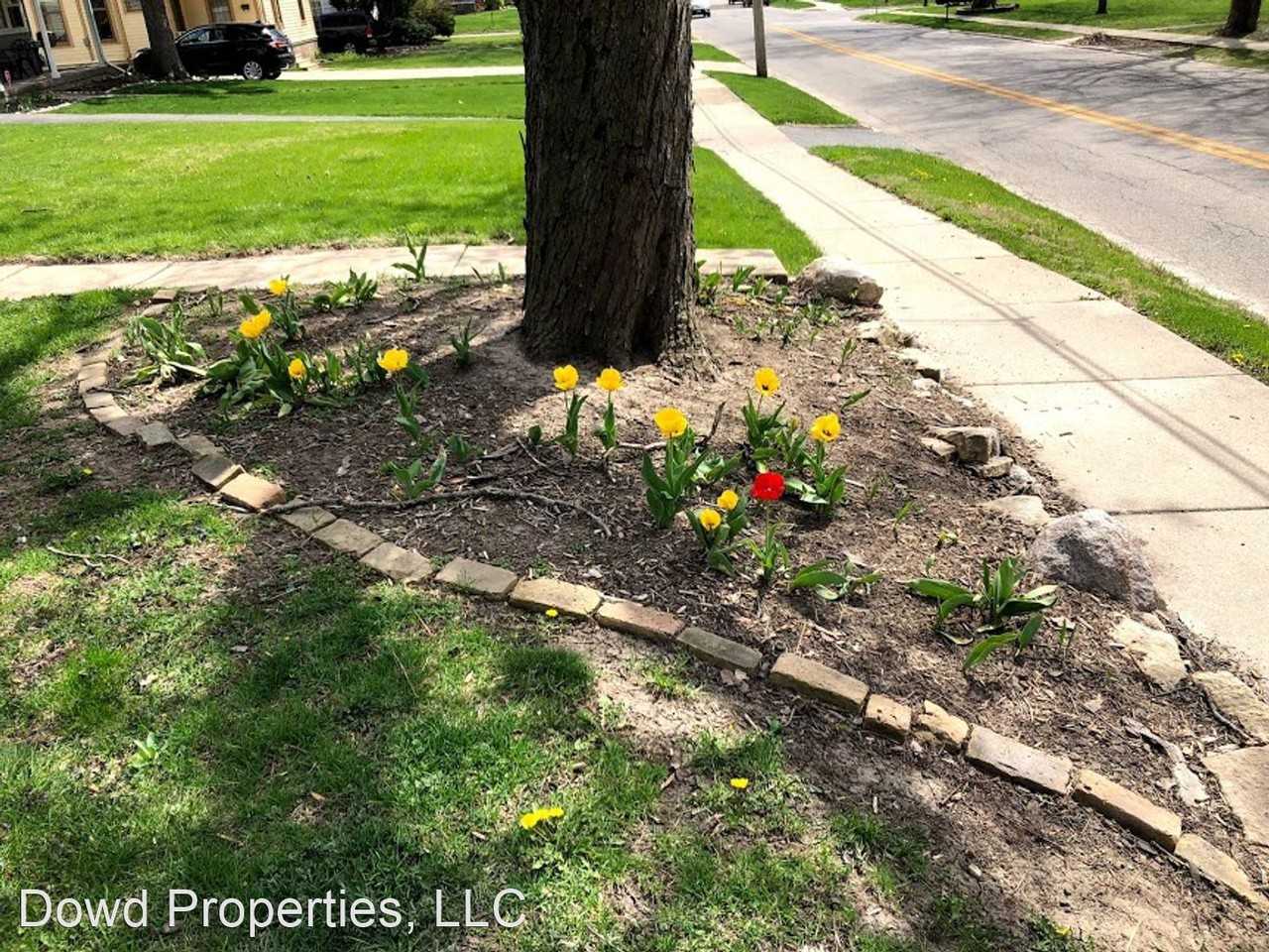 1112 South Fell Avenue - Photo 2 of 10