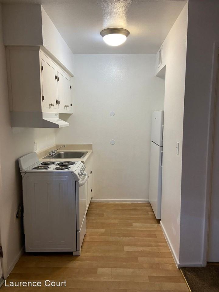 Laurence Court Apartments 3730 N Oracle Rd, Tucson, AZ 85705