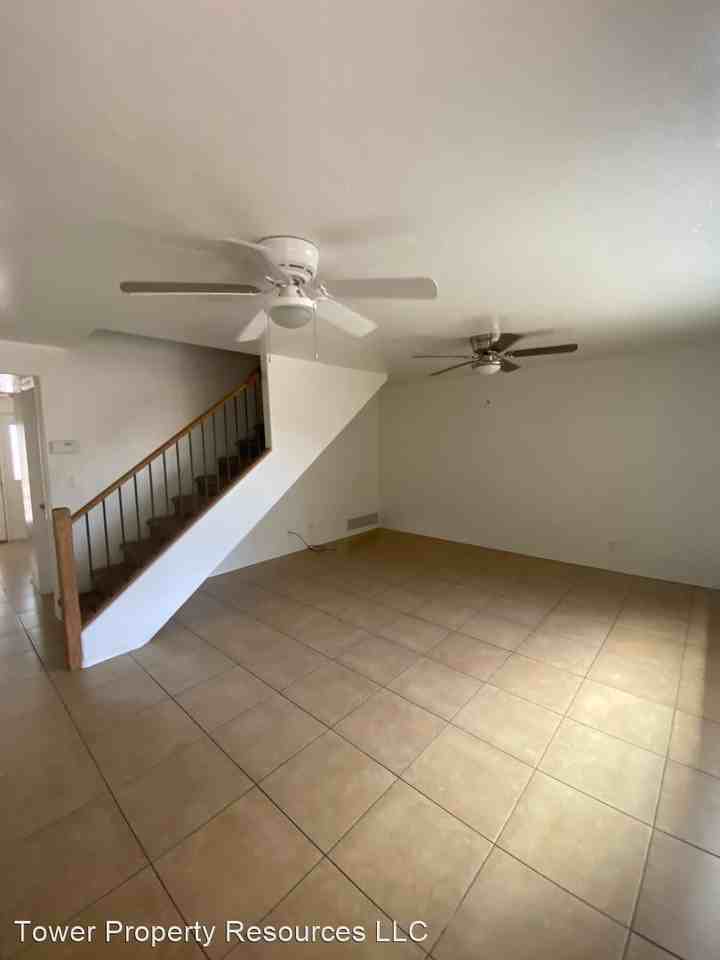 955 N Venice Ave #D - Photo 2 of 15