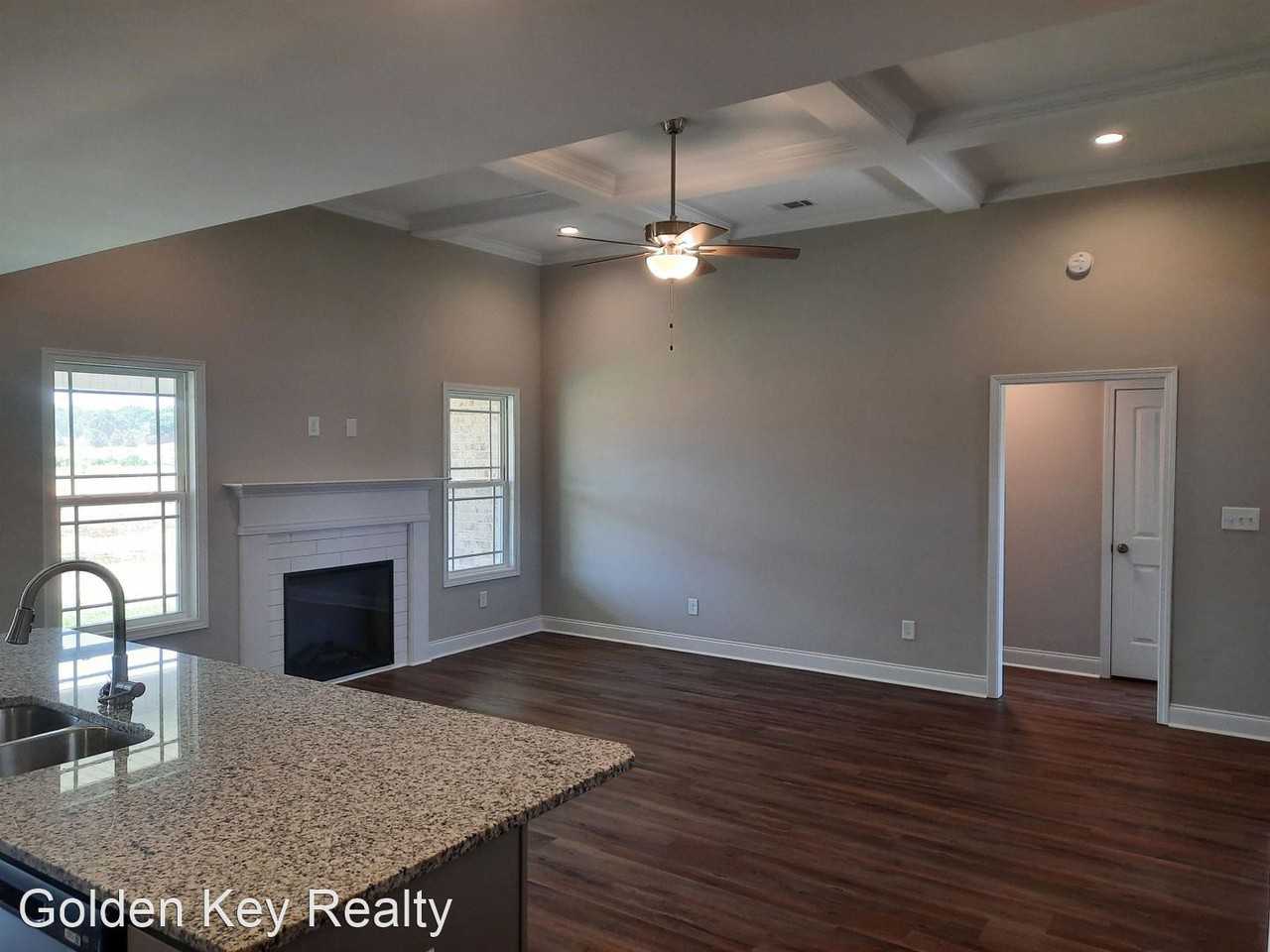 312 Weston Dr - Photo 3 of 19