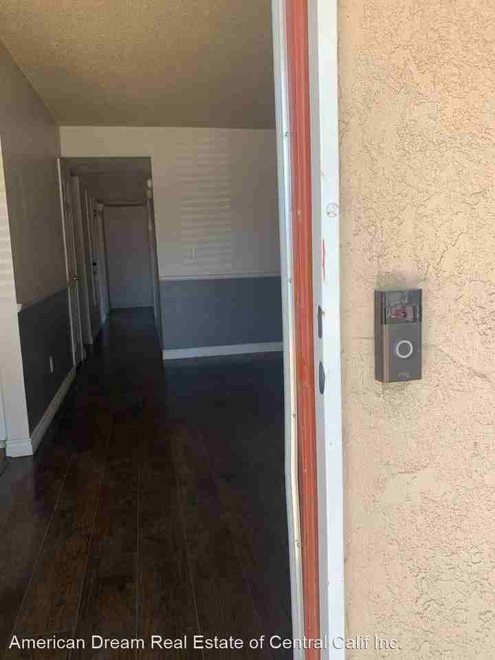 1239 Chittenden Ave - Photo 2 of 7