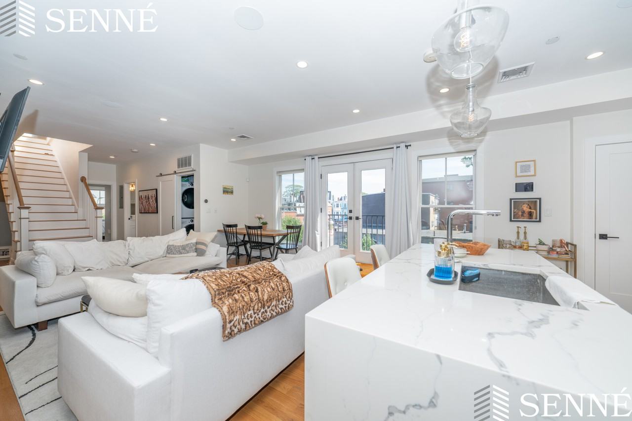 326 Meridian St #3 - Photo 2 of 17